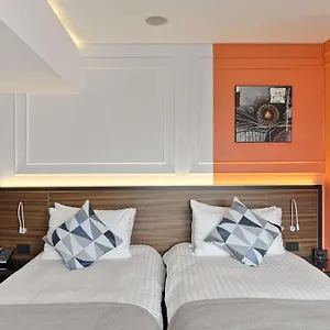 **** Hotel Unirii Square - Handwritten Collection Rumänien