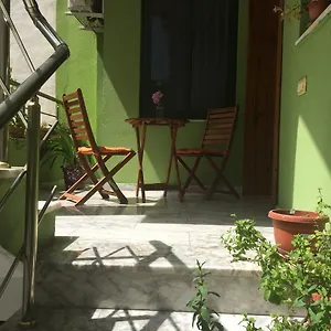 https://friends-house-tirana.albaniahotels.org